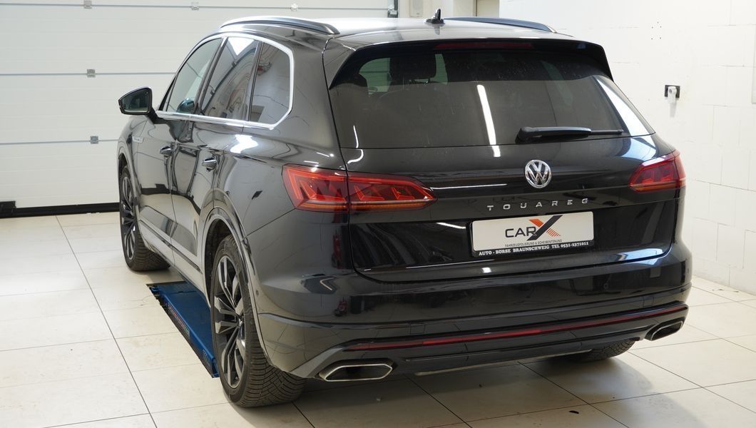 Schwarzer Touareg nach dem Dechroming