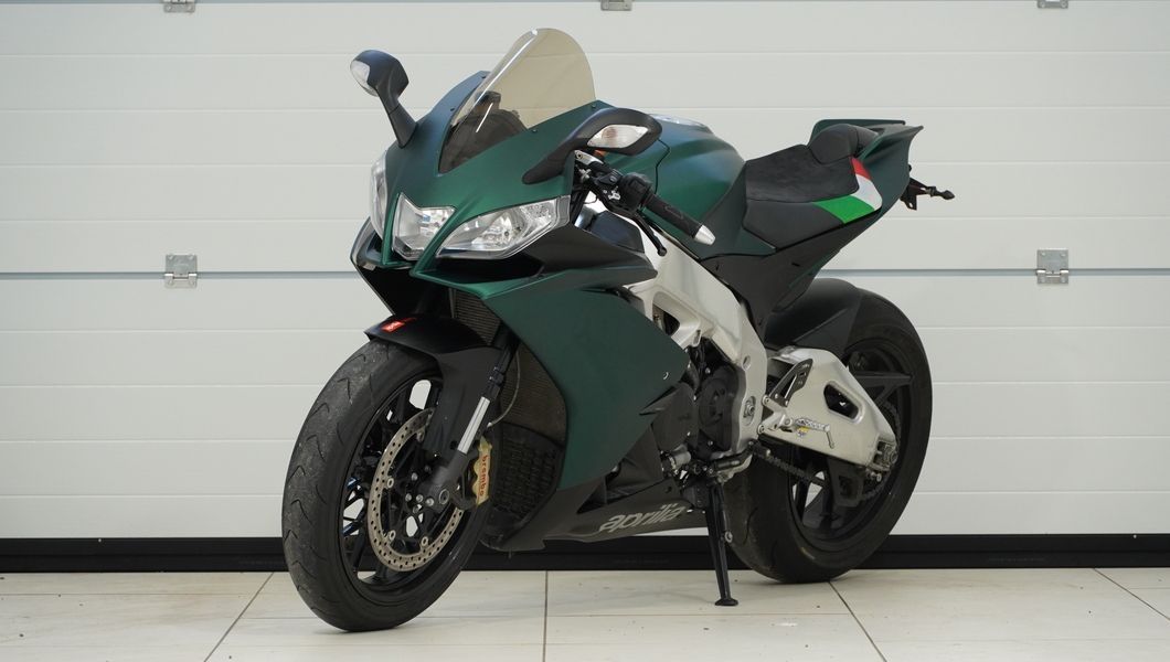 Aprilia RS 20Wraps Matte Hunter Green von vorne